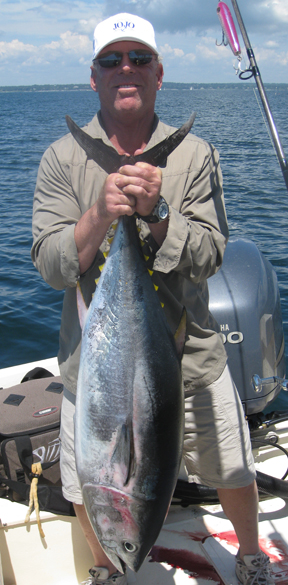 Harvey Simon Tuna Offshore