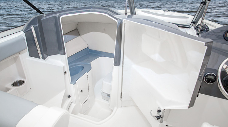 Among the family-friendly features is a fully-enclosed head. 