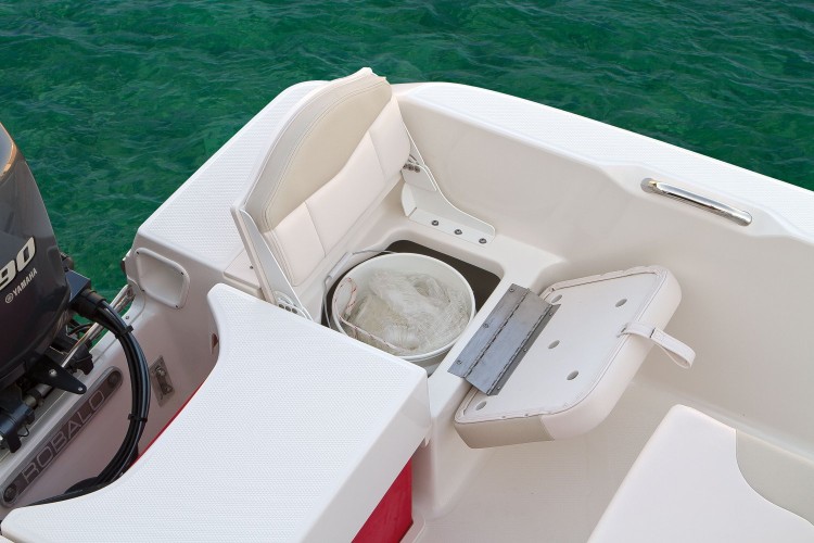 Dedicated storage for the boater's best friend - the 5-gallon bucket.