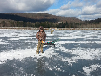 Ice anglers on Rose Valley Lake