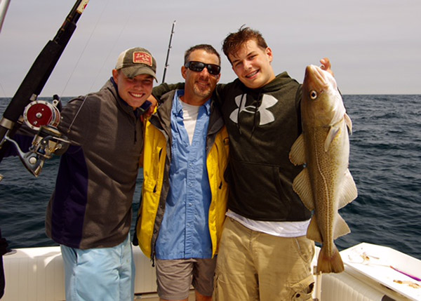 The Voss family found cooperative inshore cod aboard the "T Sea"!