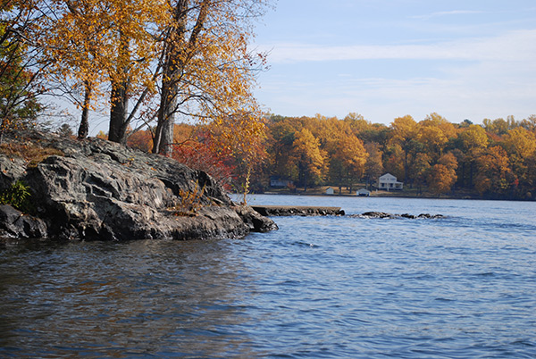 Rock outcroppings that drop sharply into 30-plus feet of water make this a great October spot.