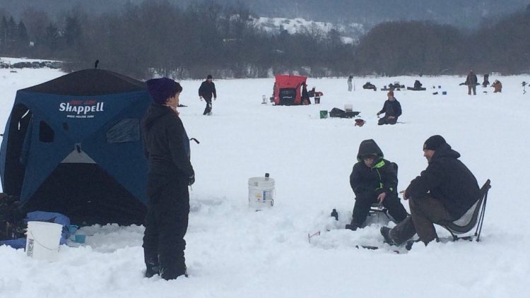 Hamilton Lake ice fishing tournament