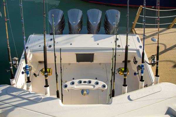 Canyon 456 Aft mezzanine/fishing center