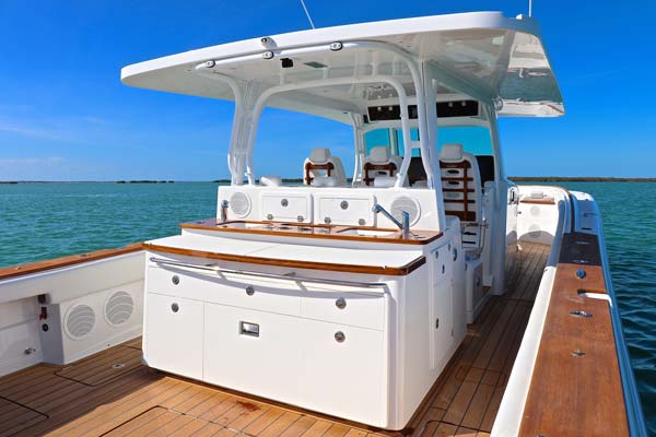 HCB's yacht-inspired summer kitchen