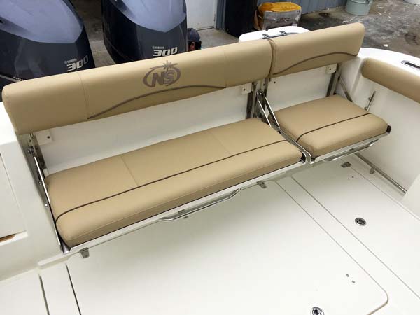 NauticStar 32 XS Flip-Down Aft Seating