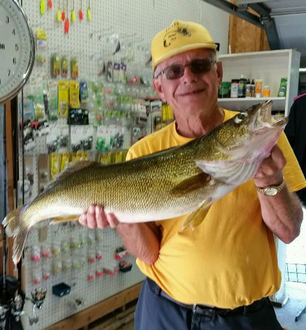 Richard Barber walleye