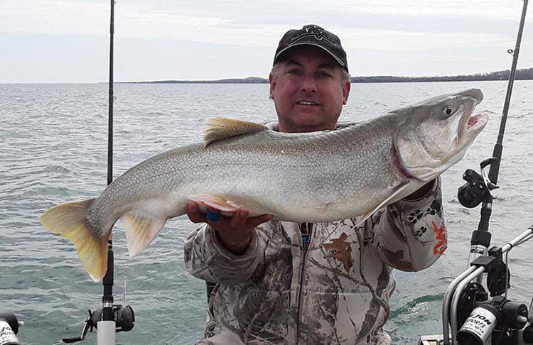 Scott Rohe lake trout