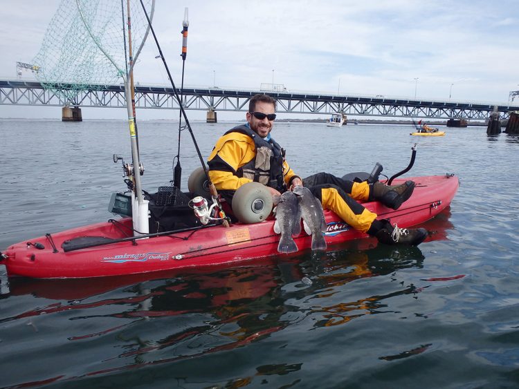 pair of kayak tautog