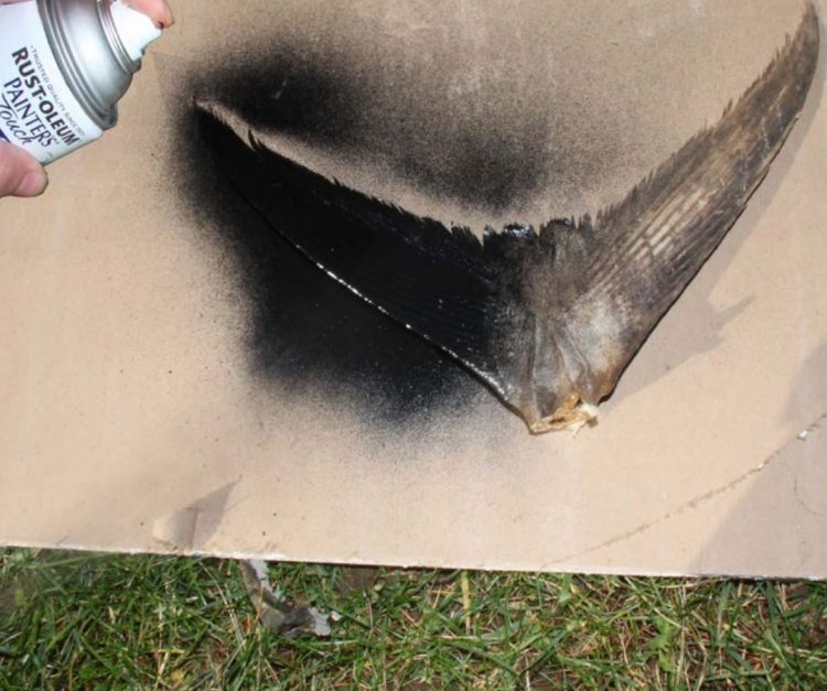 It's time to paint it, black as night, black as coal!