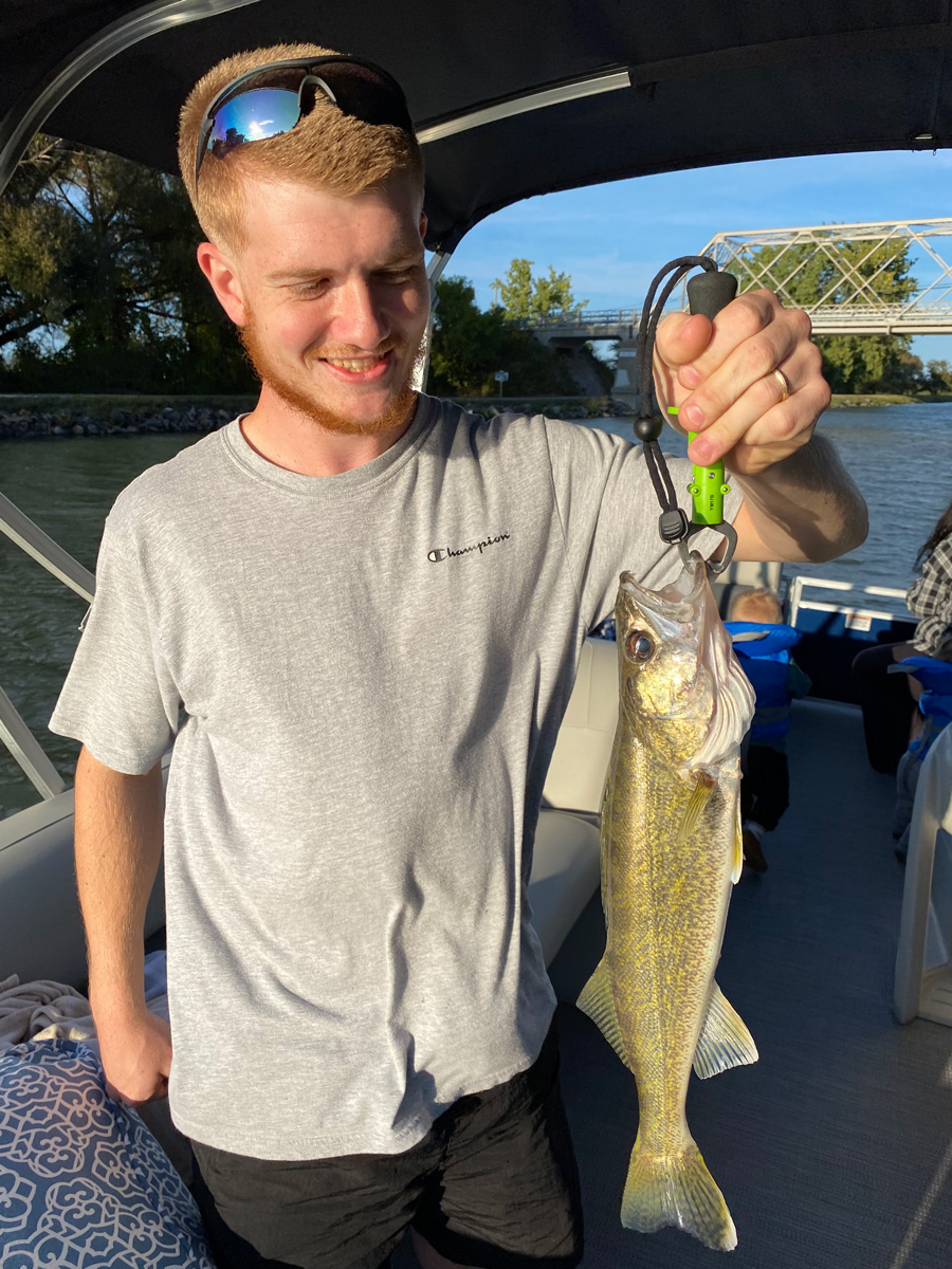 Scott Zackey walleye