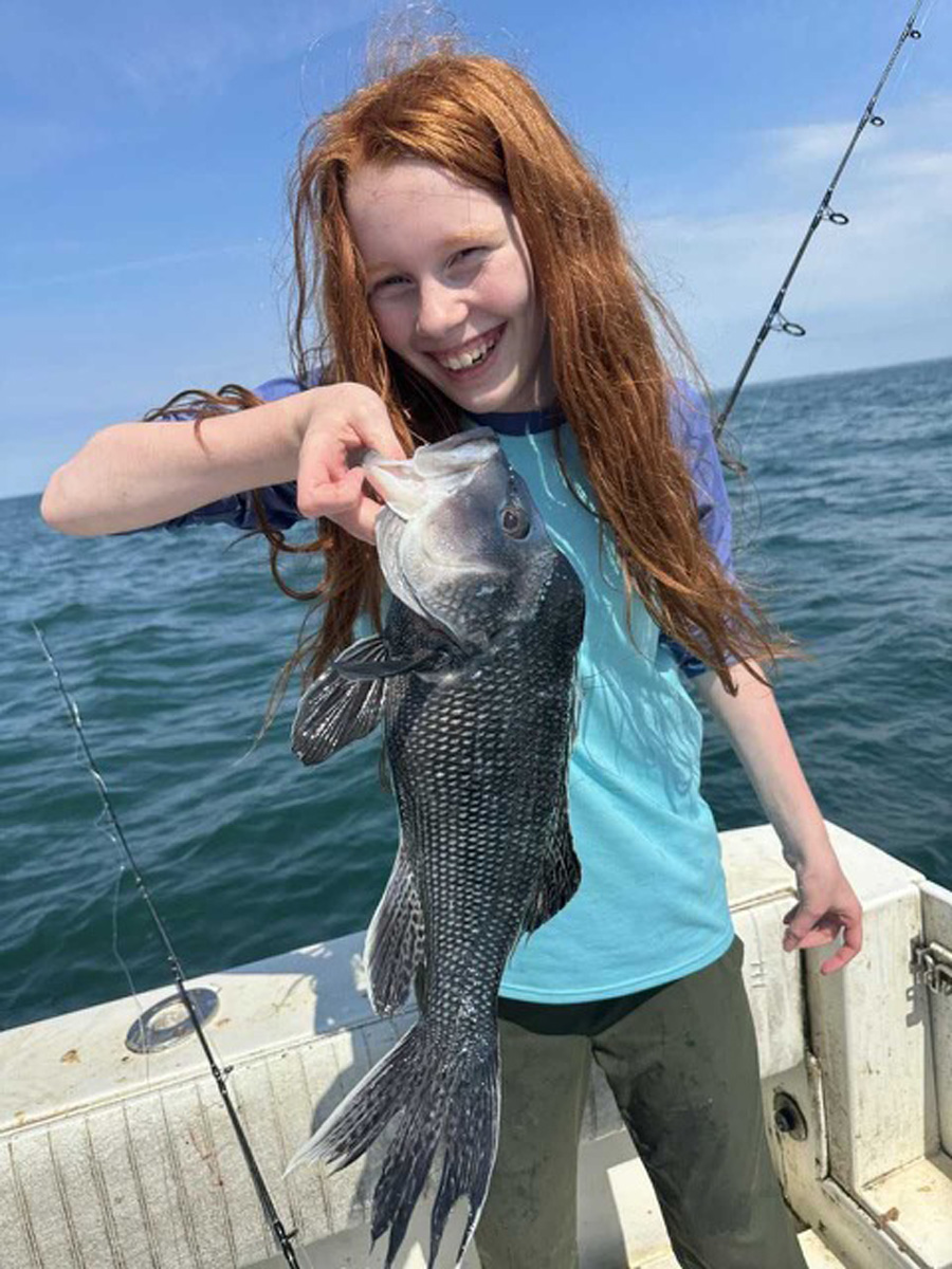 Averi wiht sea bass