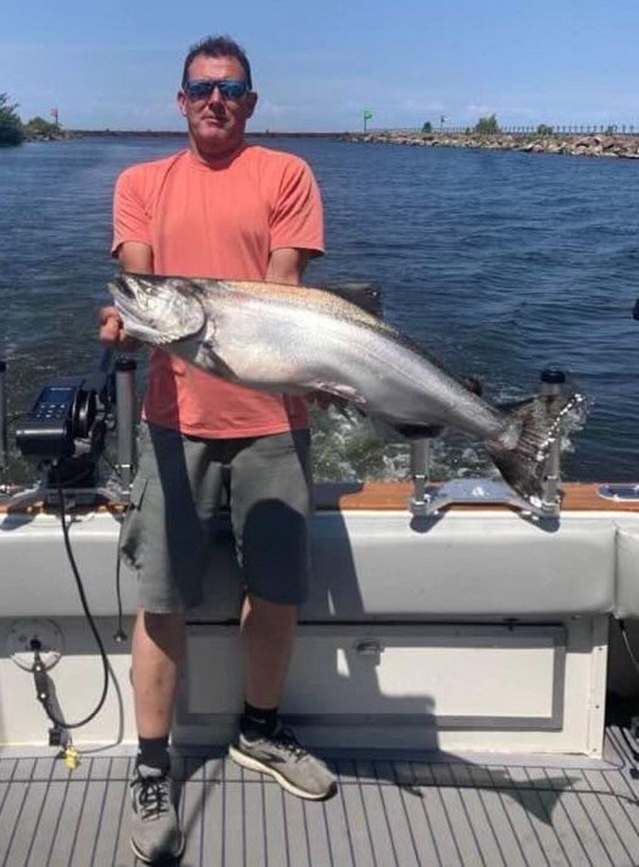 Bob King with 24+ lb king salmon