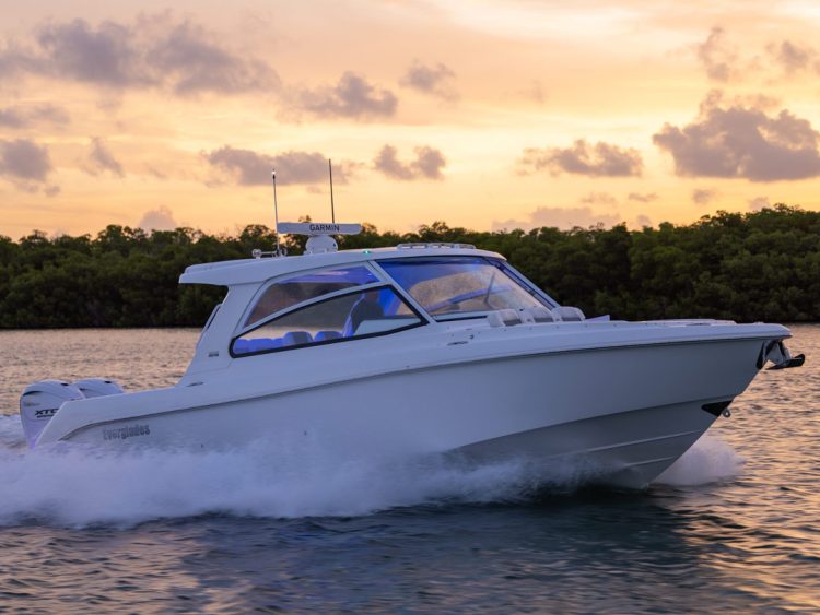 Everglades 367 CX