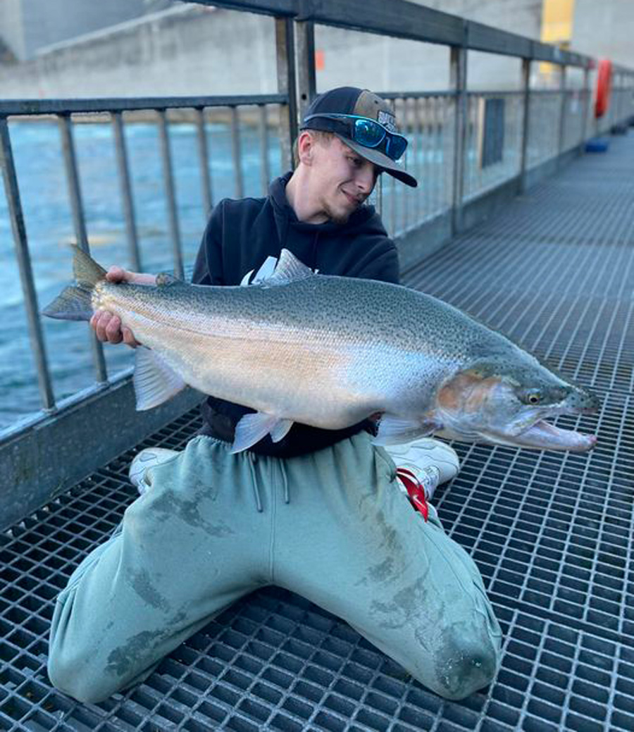 Gage Cunningham steelhead