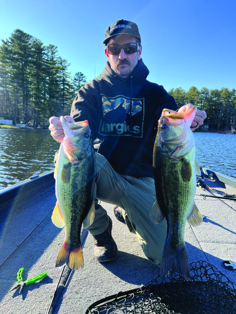 fishing glidebaits for pre-spawn largemouth