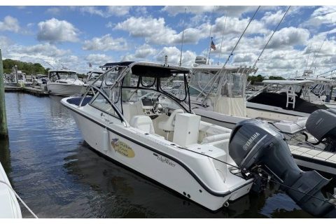 OTW Staff Pick: 2012 EdgeWater 245 CX