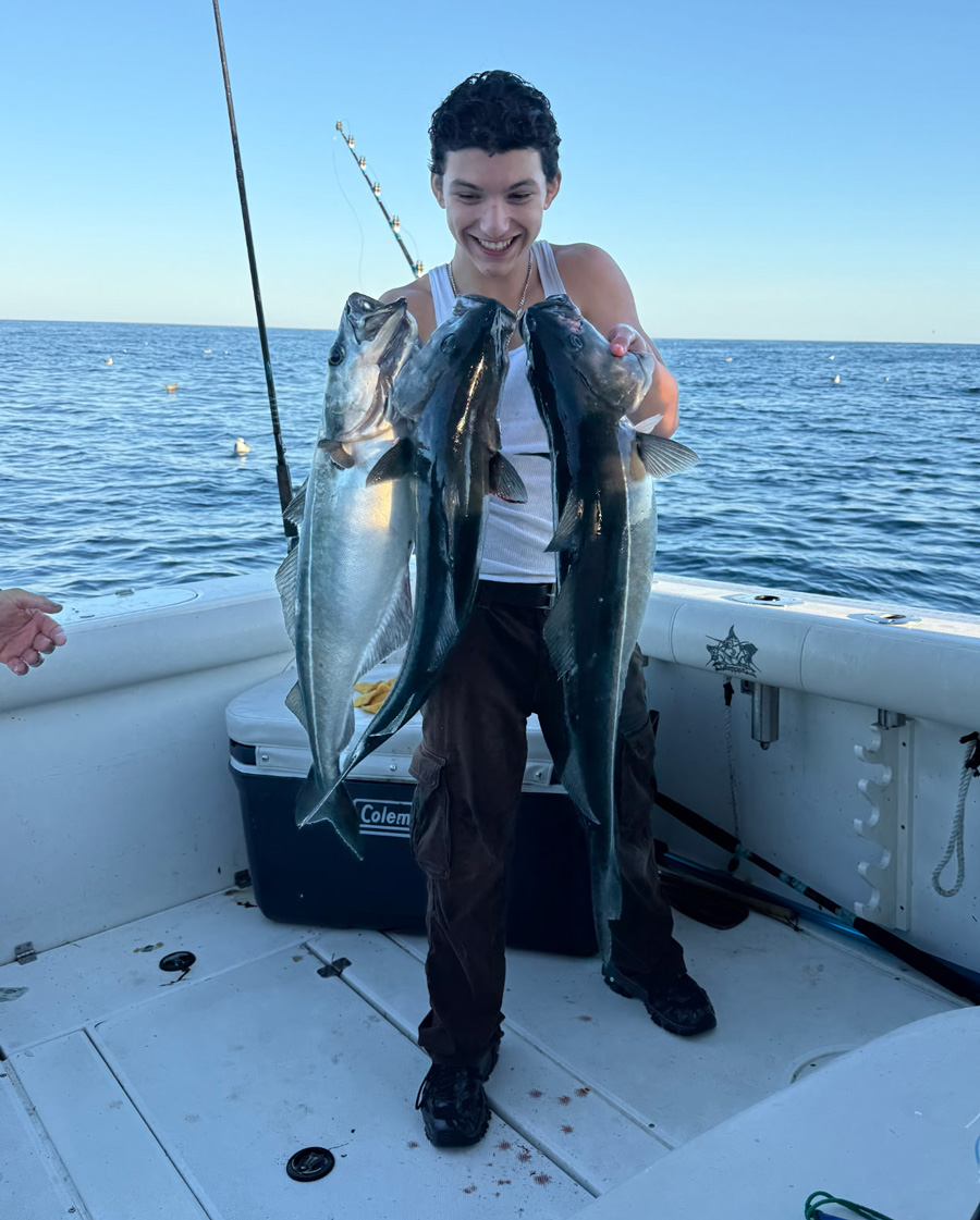 Adventureandcatch patron with pollock