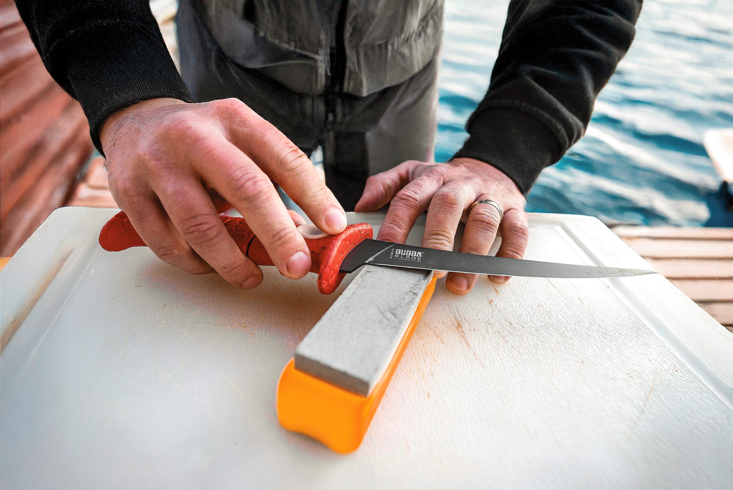 Fillet Knife Maintenance: 5 Ways Keep Your Blade Sharp and Rust-Free